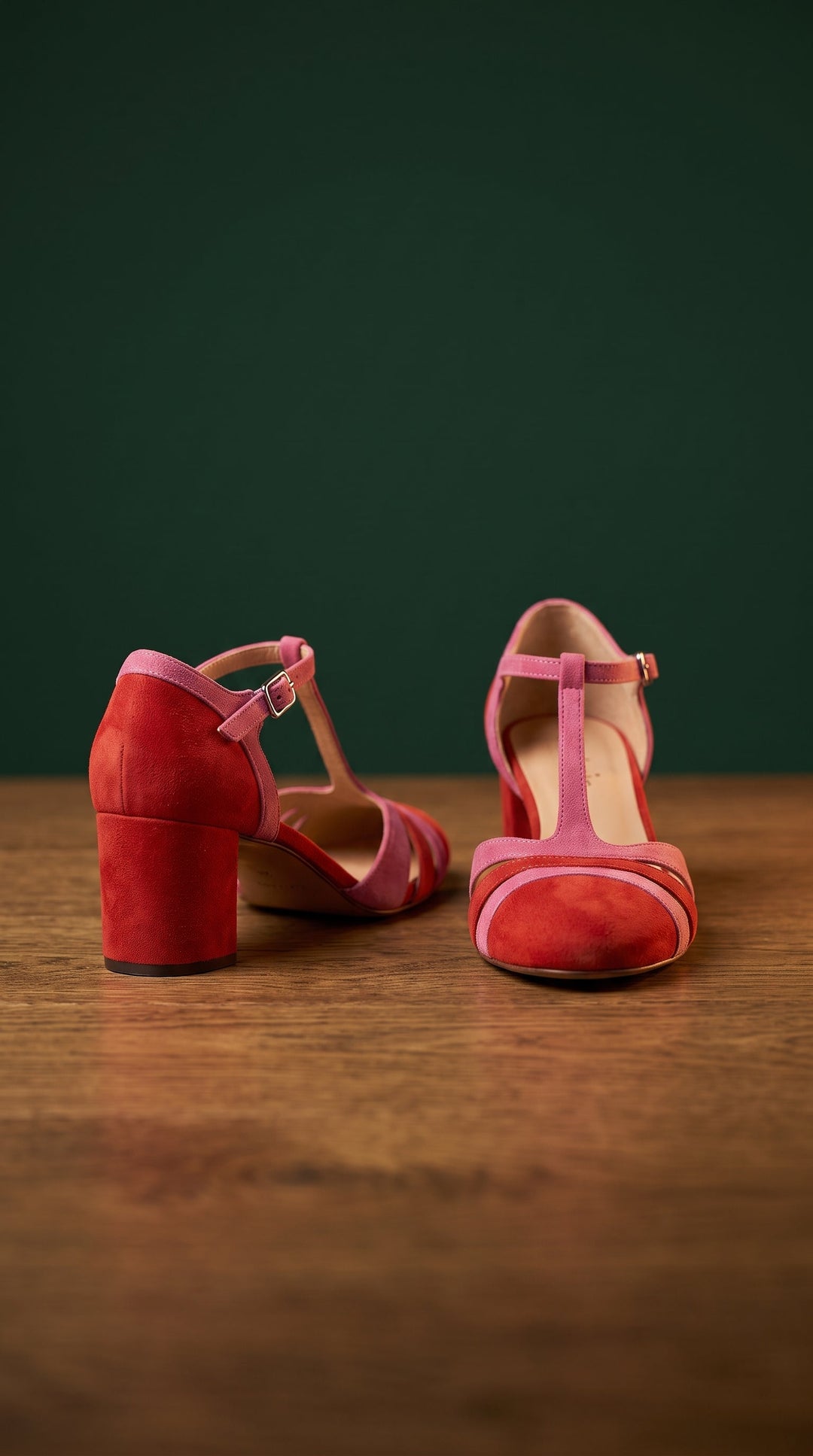 HIGH HEELS