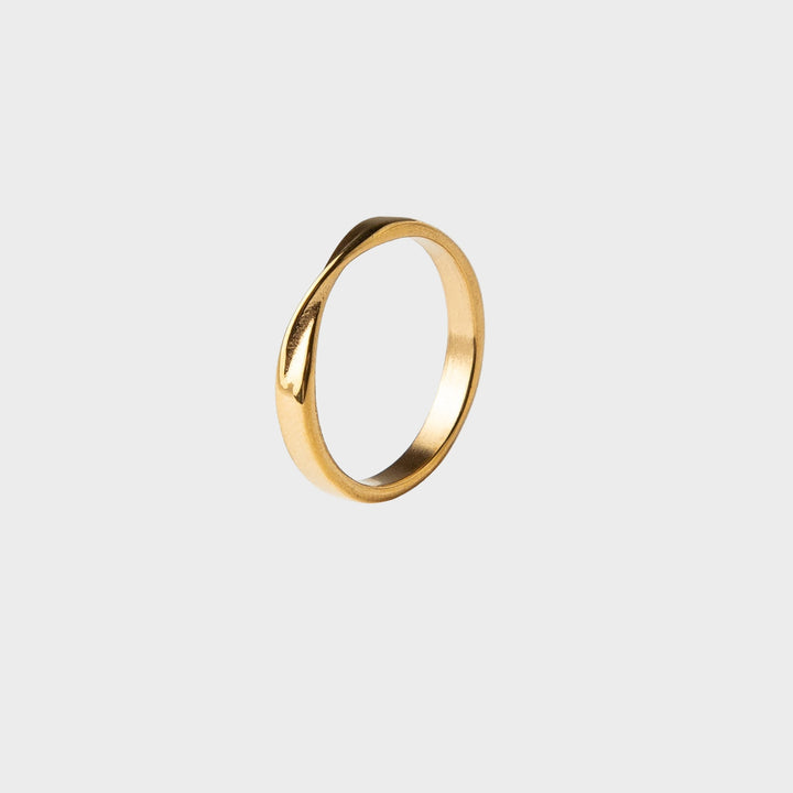 Brise Ring