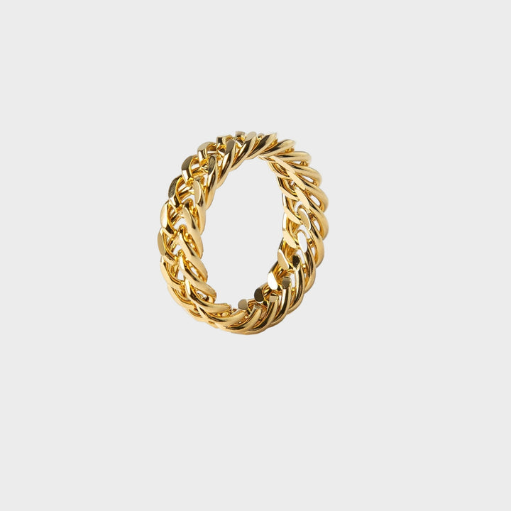Curb Ring with Chain