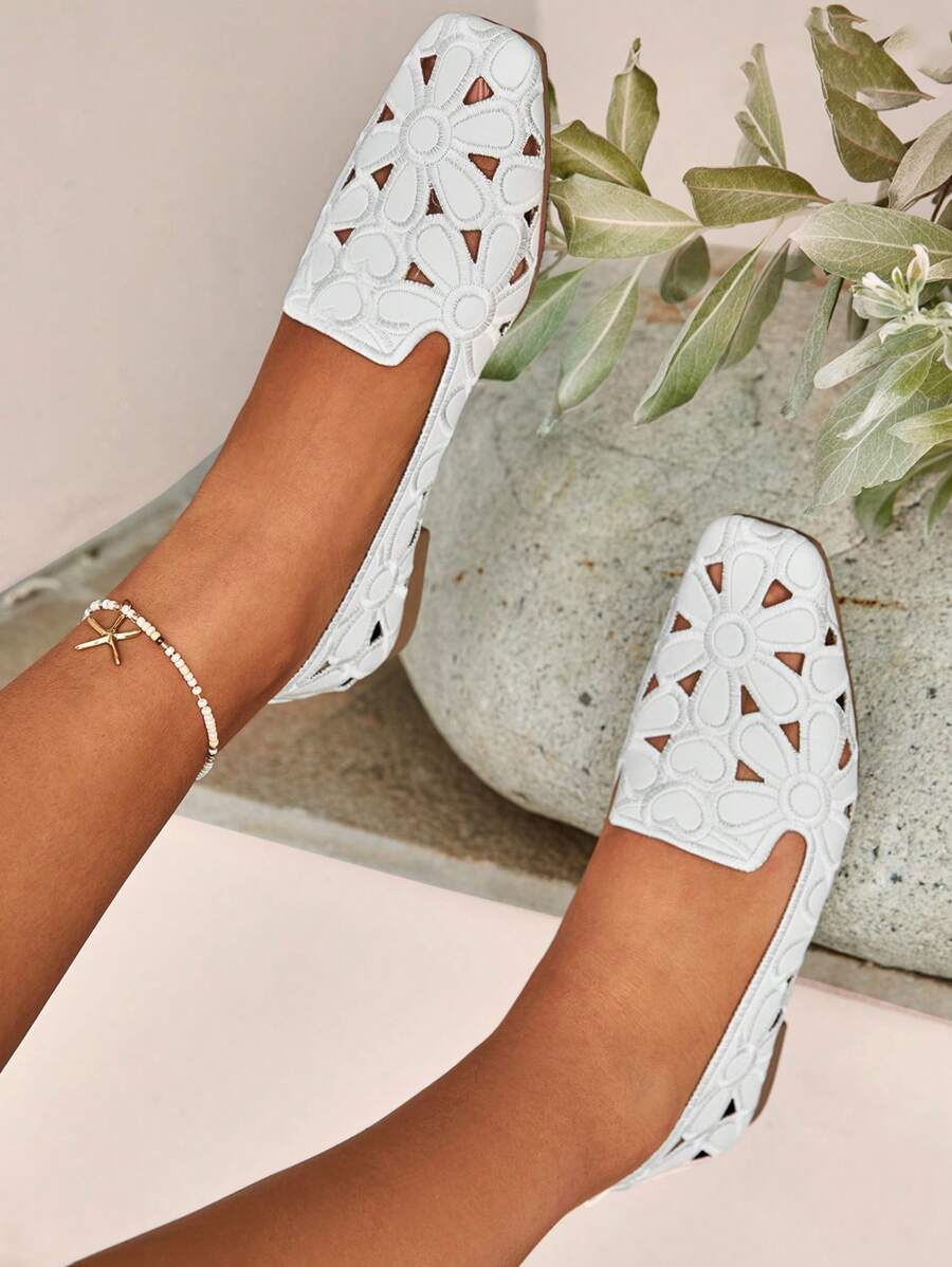 Rosace - Open Orthopedic Ballerinas with Floral Pattern