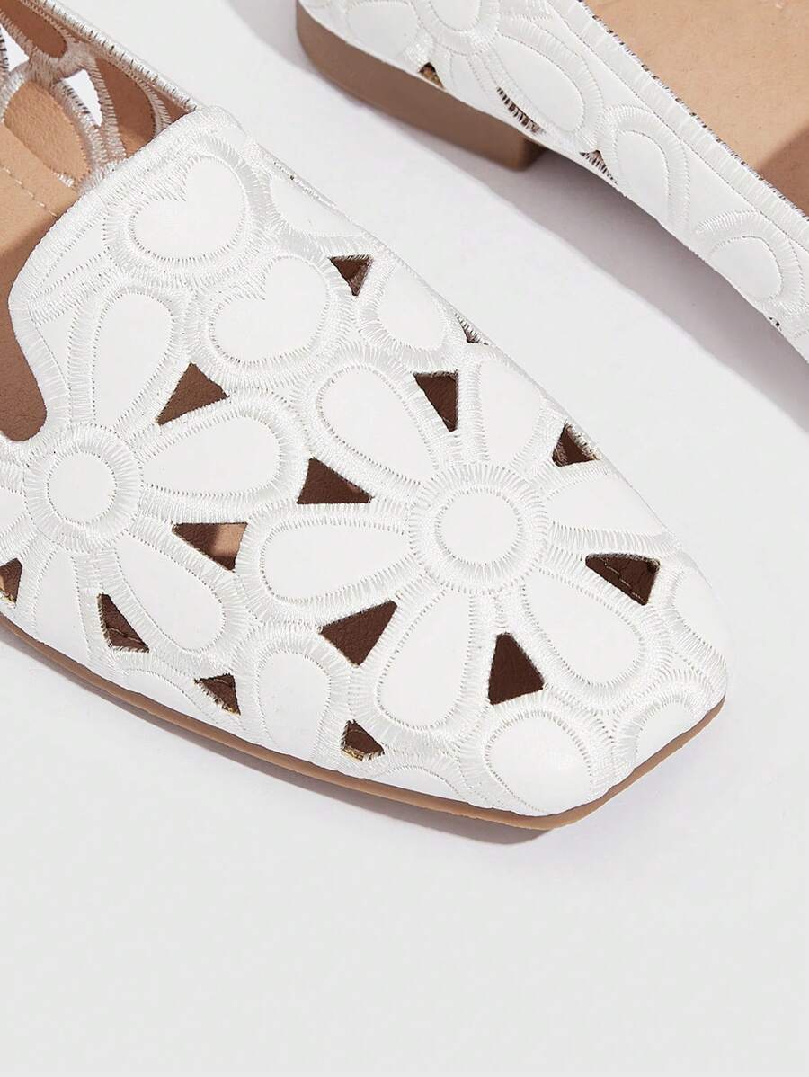 Rosace - Open Orthopedic Ballerinas with Floral Pattern