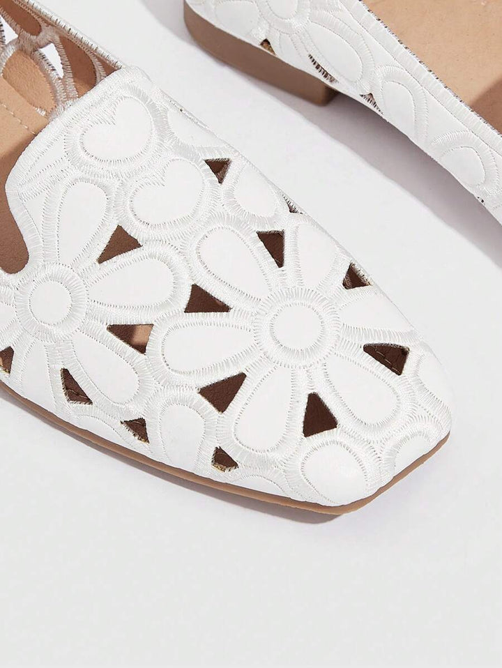 Rosace - Open Orthopedic Ballerinas with Floral Pattern