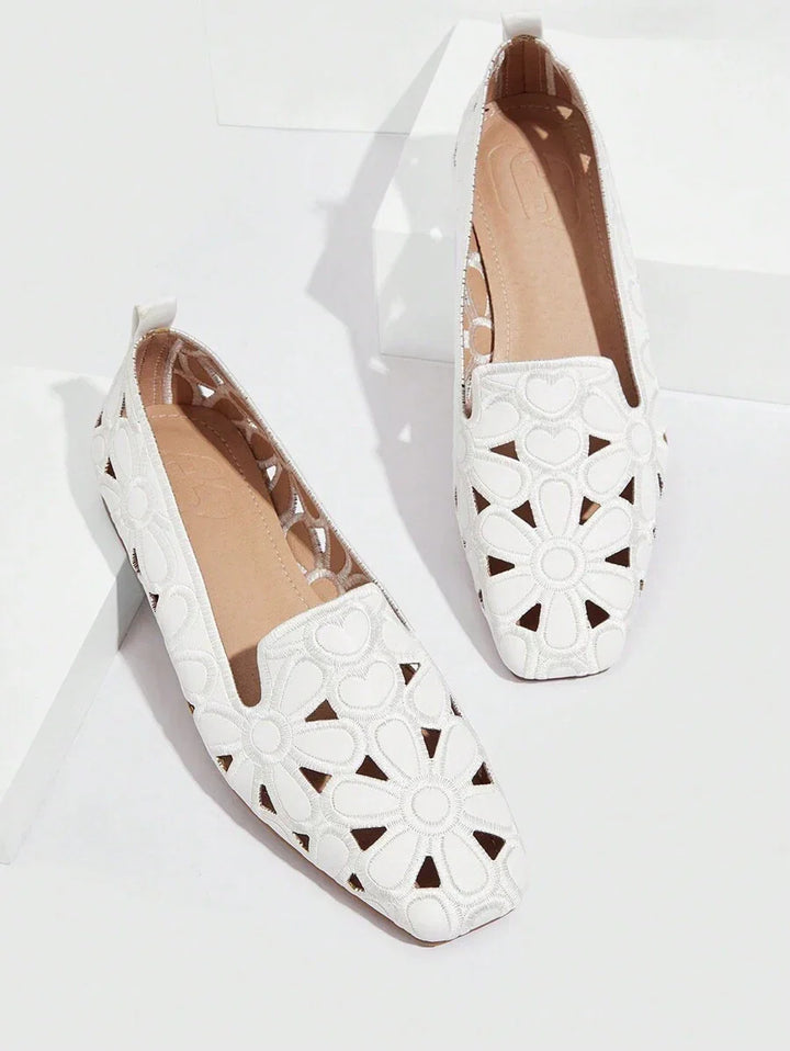Rosace - Open Orthopedic Ballerinas with Floral Pattern