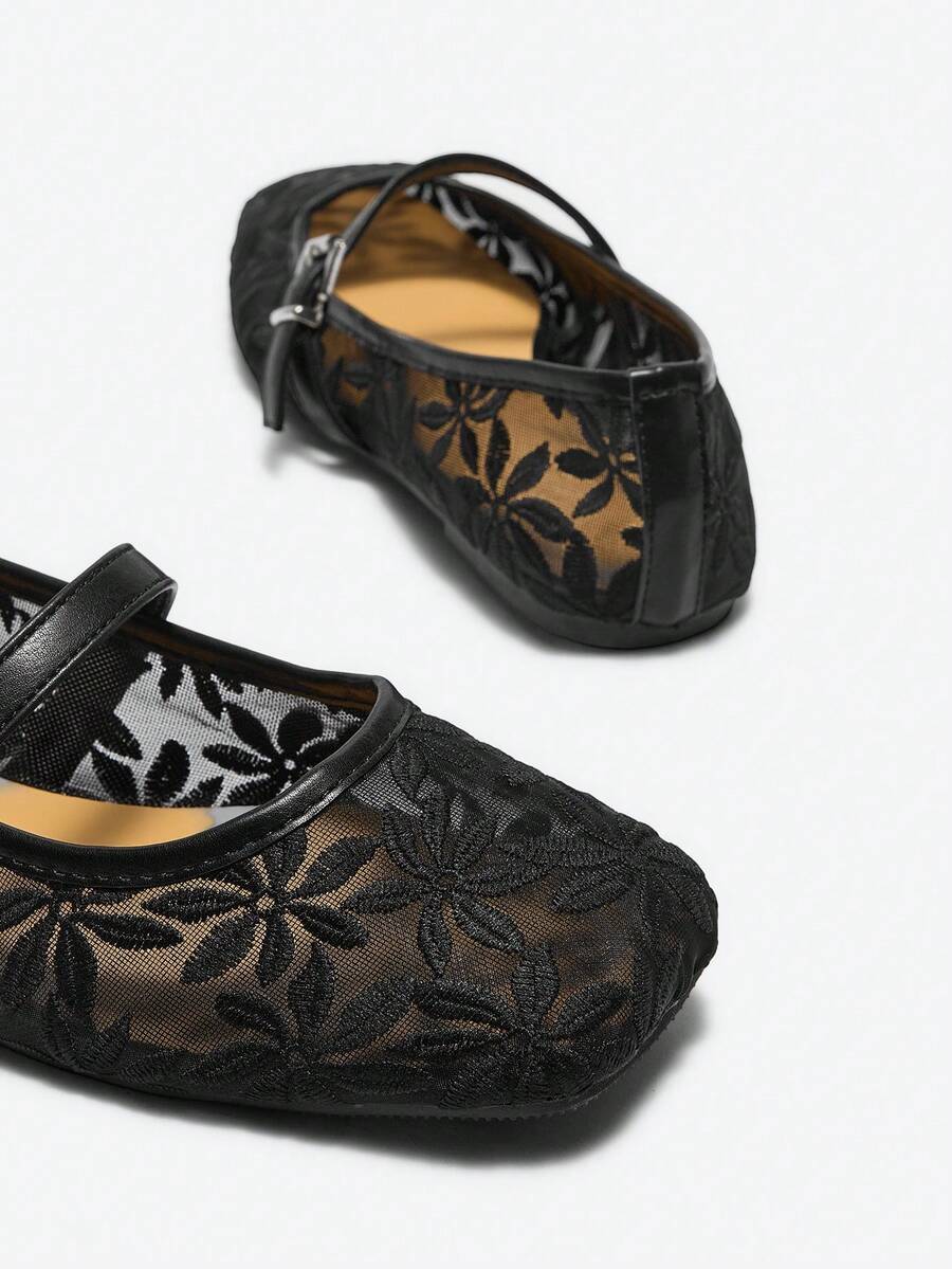 Jasmine - Orthopedic Mary Jane Ballerinas with Floral Embroidery