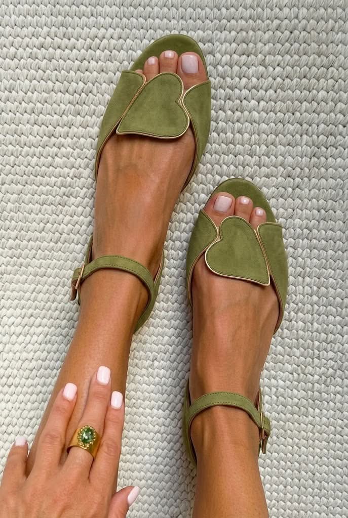 Open-Toe Pink Sandals with Ankle Straps and Heart Pattern