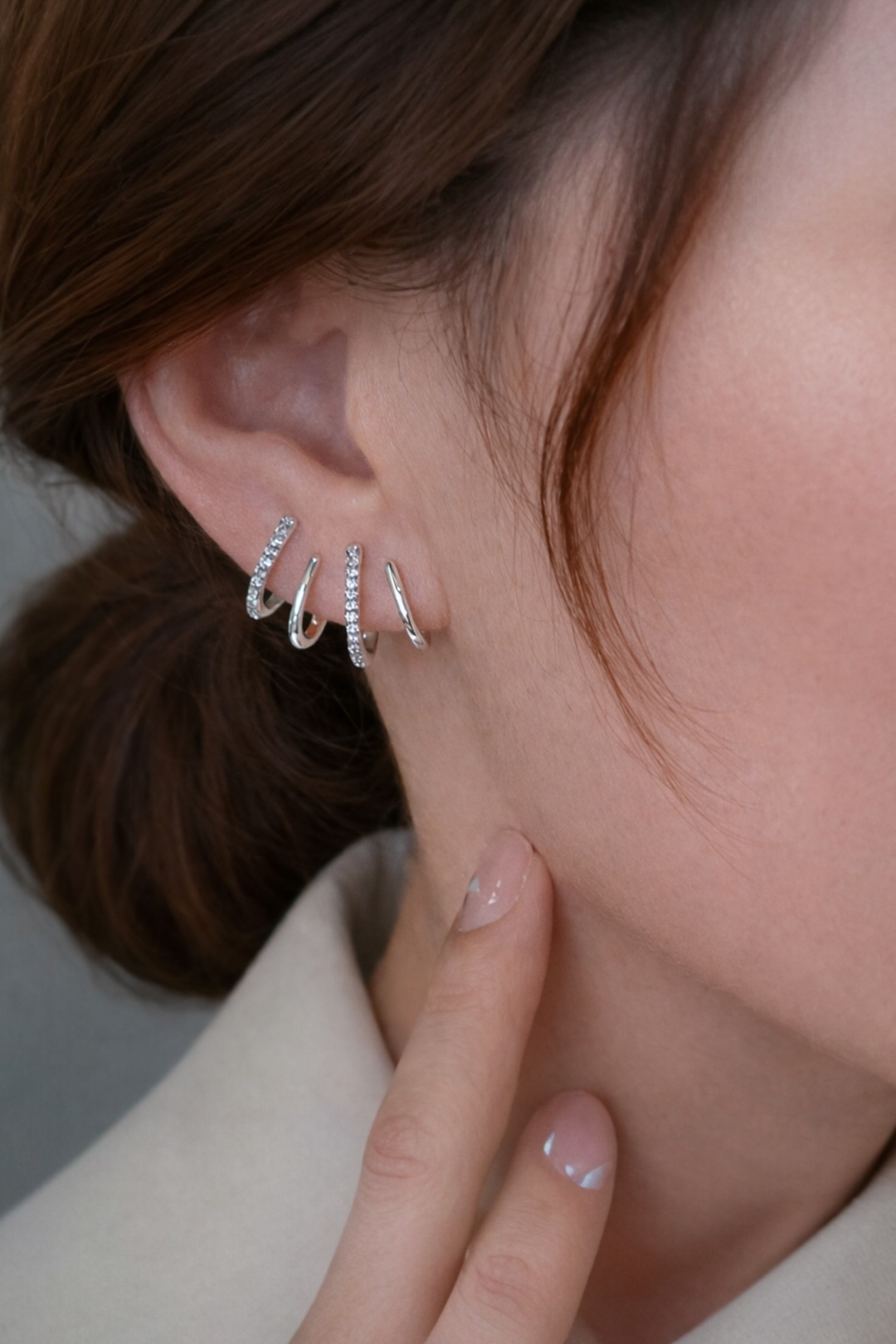EARRINGS WITH ZIRCONIA