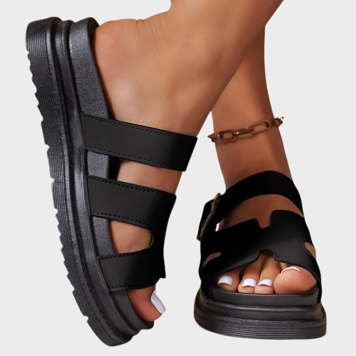 Rosinha - Orthopedic sandals with H-shaped design for comfort and support