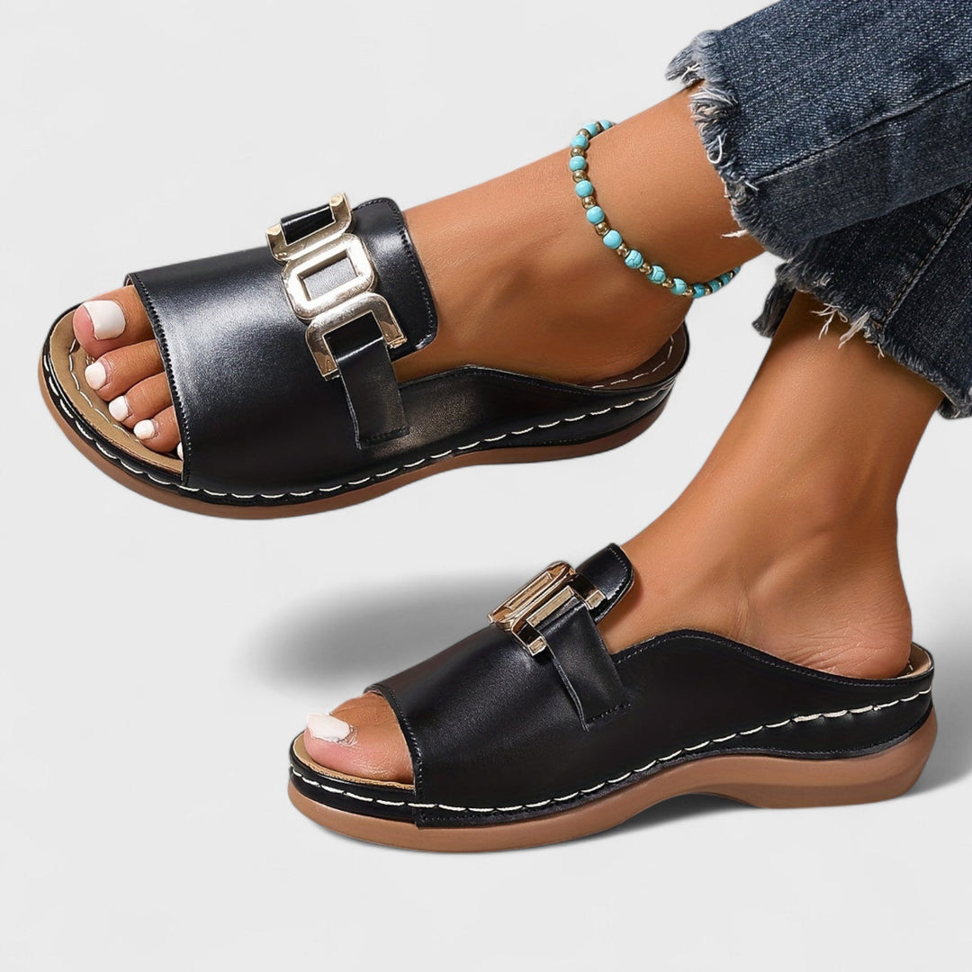 Teresa - Modern sandals with style and comfort