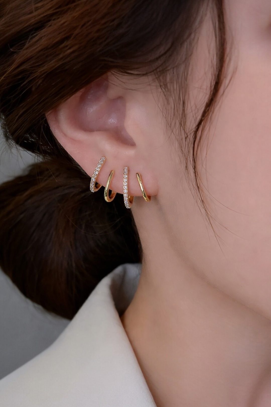 EARRINGS WITH ZIRCONIA