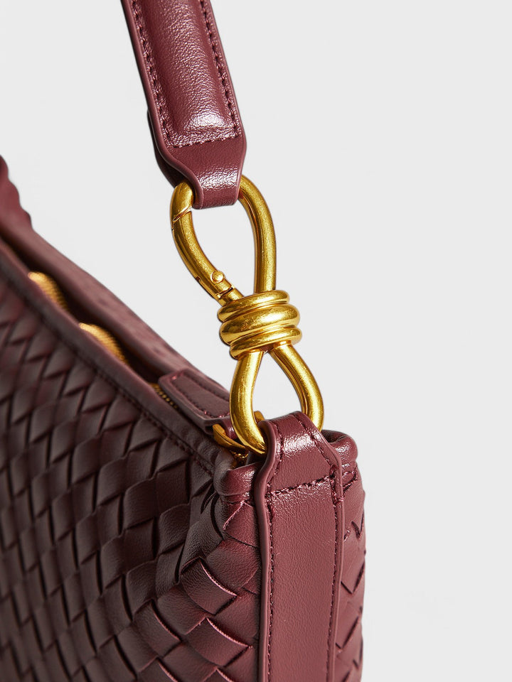 Isa™ - Chic Burgundy