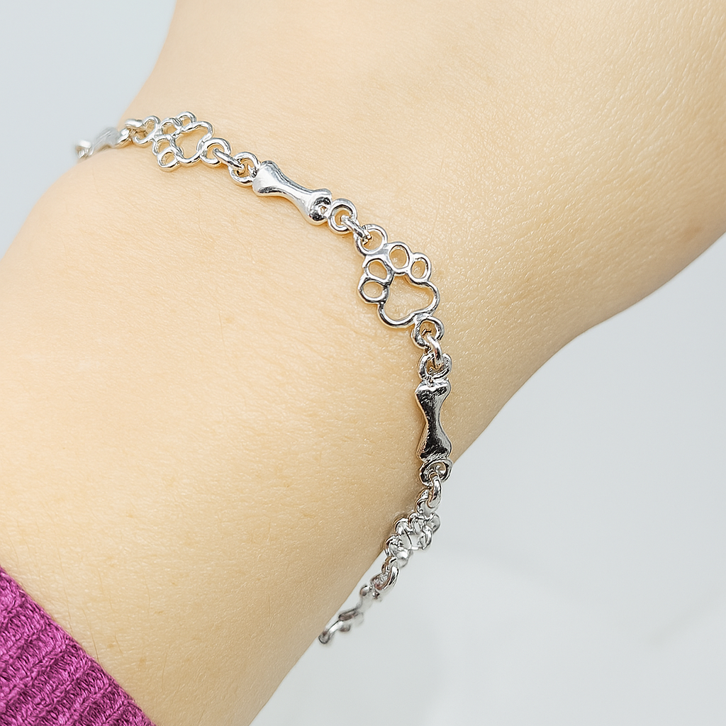 The "Eternal Bow" Bracelet with Paws and Bones
