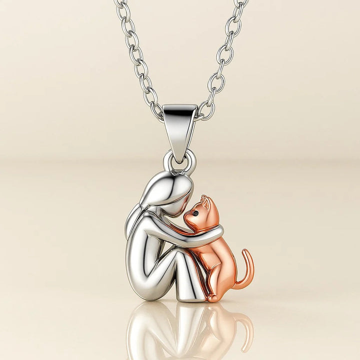 Vasia – Necklace with a pendant of an embrace between a man and a cat