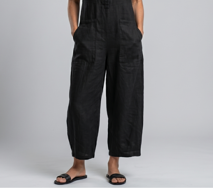 Salvadora | Elegant Sleeveless Jumpsuit