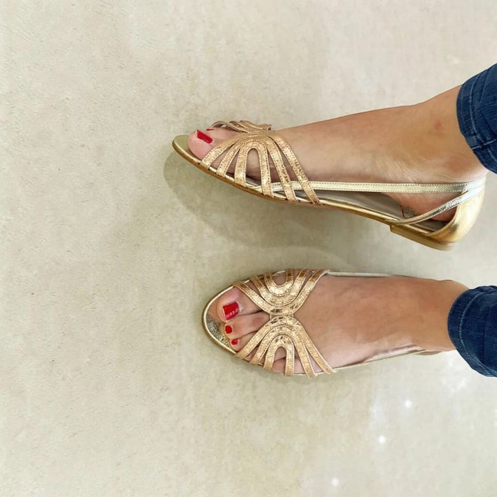 Eleonora | Golden Sandals – Summer Light