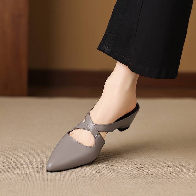 Selva | Leather Mules