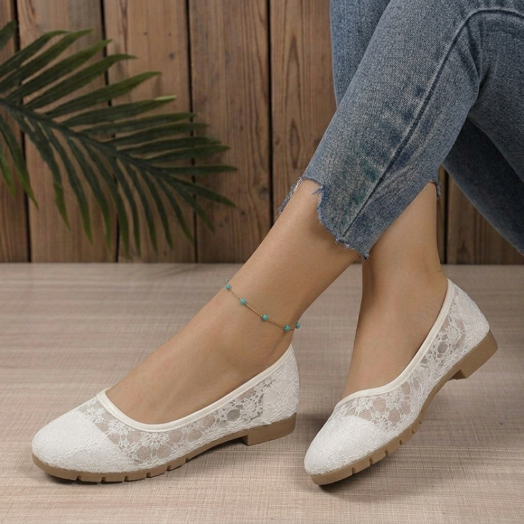 Blanche - Floral Lace Ballerinas