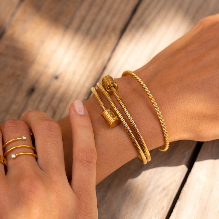 Twister Bracelet