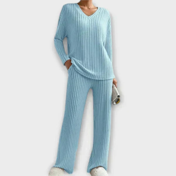 Alexandra - Comfortable and Stylish Set