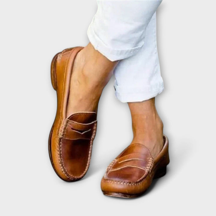 Inês - Classic Moccasins for Women