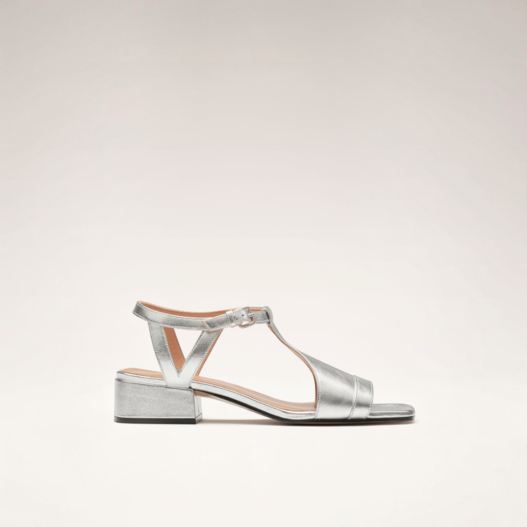 Serena | Silver Sandals for Summer - Lightweight Elegance