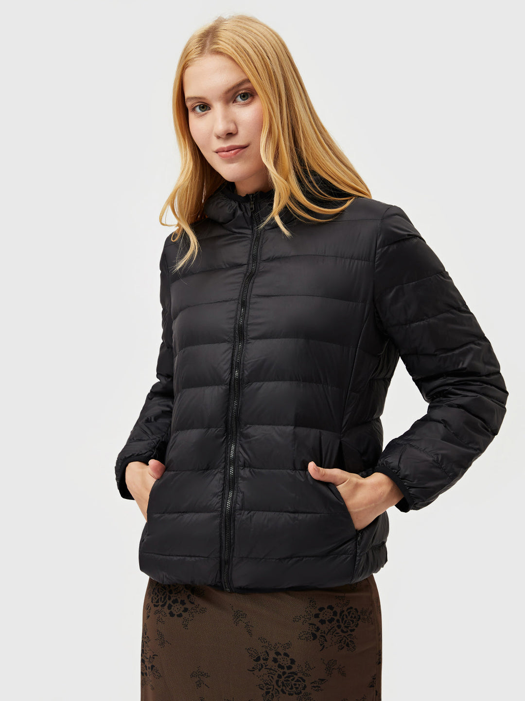 Lightweight Puffer Jacket with Down Filling