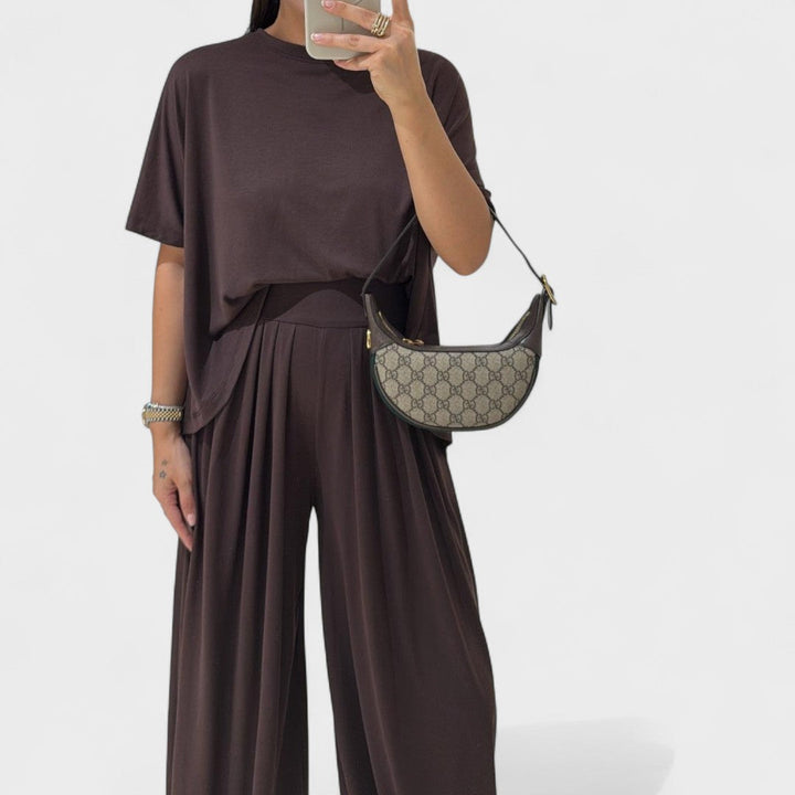 Nádia - Lightweight Comfortable Set