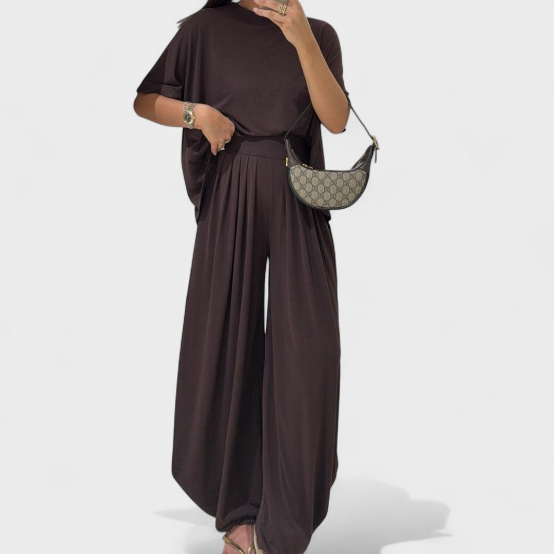 Nádia - Lightweight Comfortable Set