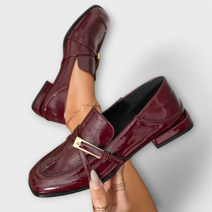 Isabel - Burgundy Moccasins