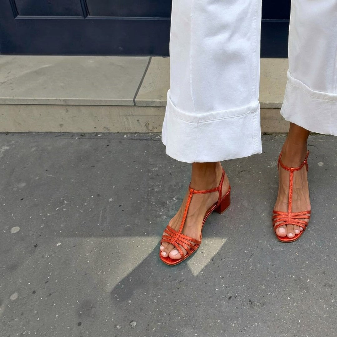 Allegra | Golden Sandals: Daily Elegance for Every Day