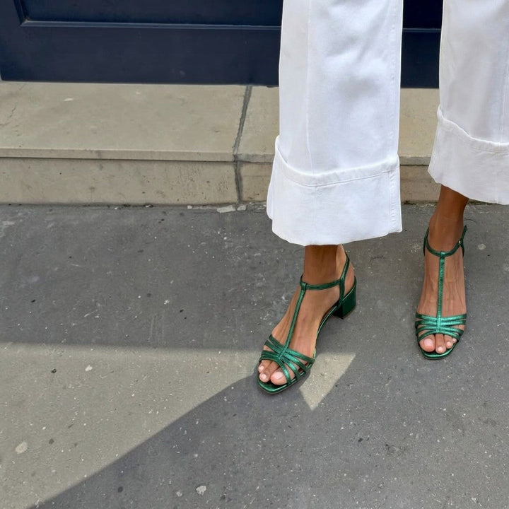 Allegra | Golden Sandals: Daily Elegance for Every Day
