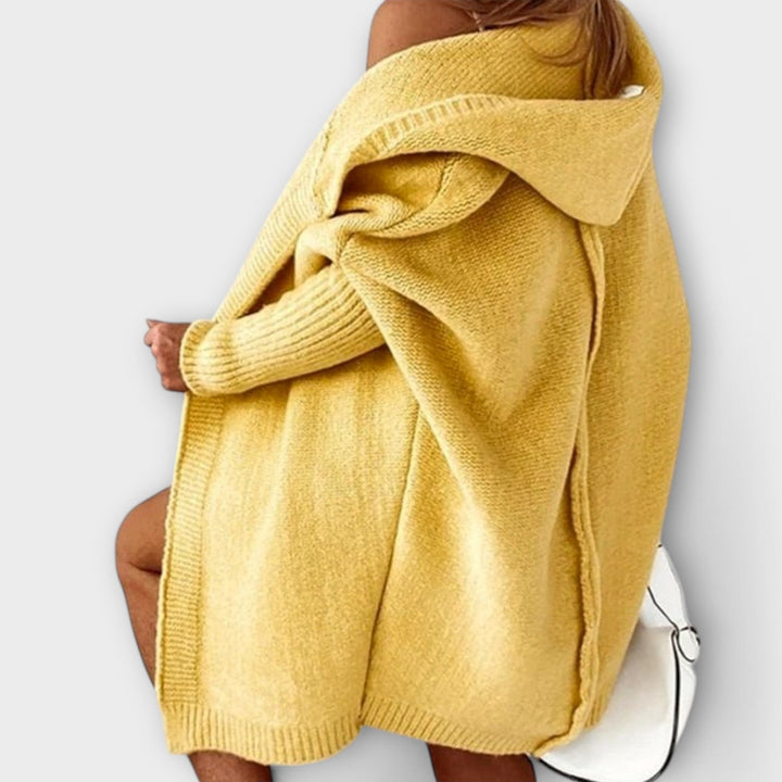 Maxine - Comfortable Cardigan