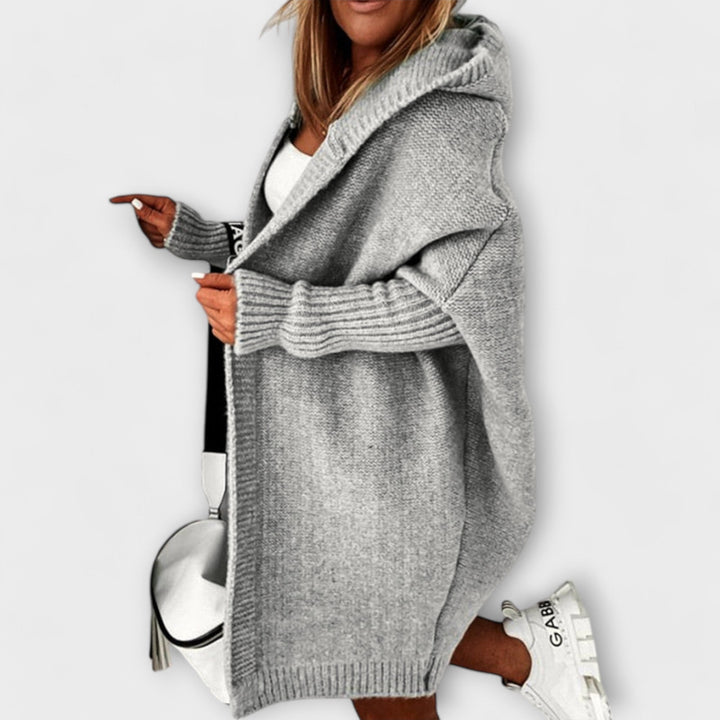 Maxine - Comfortable Cardigan