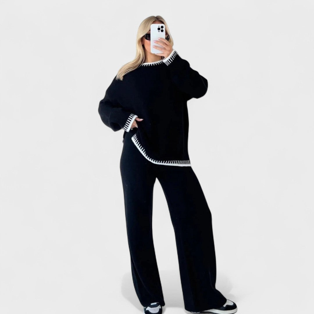 Raquel - Comfortable Set