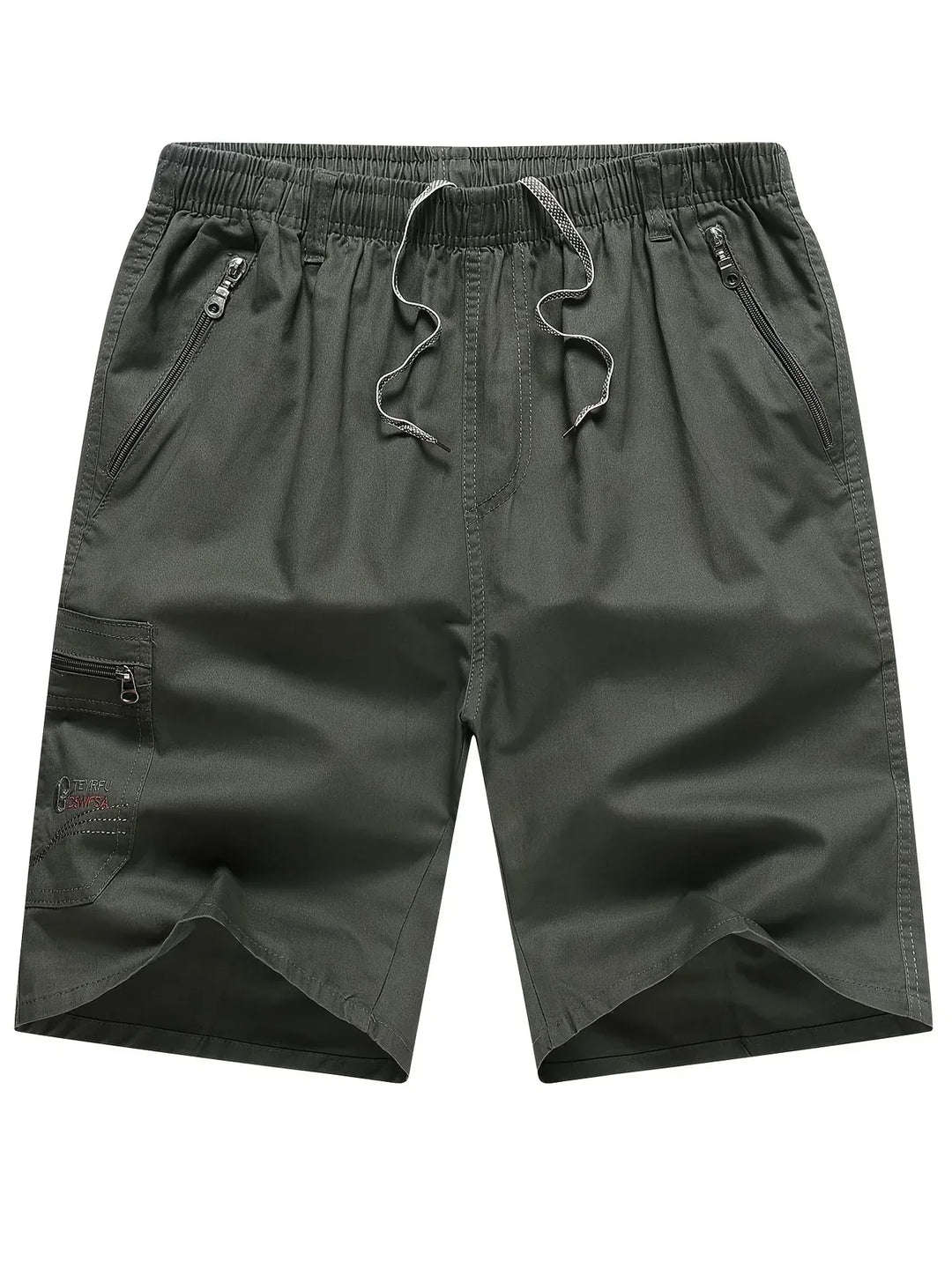 Light cargo shorts with pockets